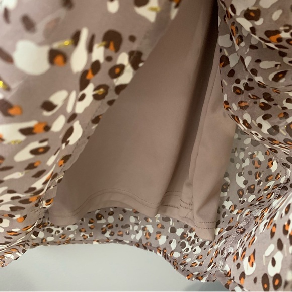 Entro taupe mauve gray leopard print shift dress with‎ peasant sleeve. Size M - Picture 6 of 10